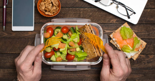 healthy weight loss example of nutritious lunch at work