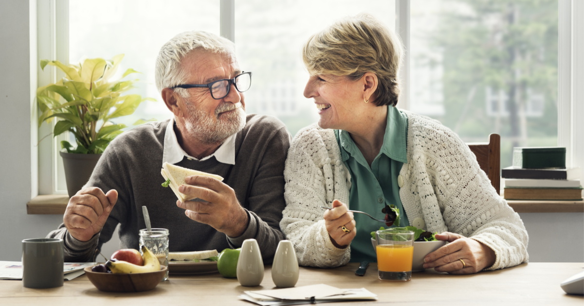 https://osf-blog.live.imagescape.com/blog/wp-content/uploads/2020/08/senior-couple-eating-healthy.jpg