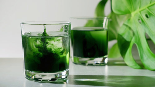 Liquid chlorophyll: The miracle green?