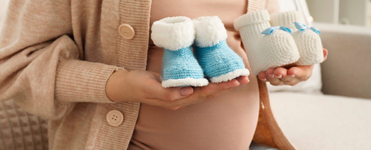 Having twins - pregnant woman photo